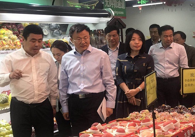 国家商务部领导 莅临“多宝注册网（中国区）首页”草桥店视察指导